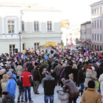 Ulicami Kielc przeszły orszaki królewskie. / Wojciech Habdas / Radio Kielce