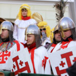 Ulicami Kielc przeszły orszaki królewskie. / Wojciech Habdas / Radio Kielce