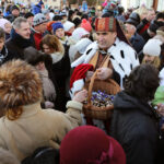 Ulicami Kielc przeszły orszaki królewskie. / Wojciech Habdas / Radio Kielce