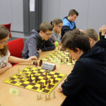 17.1.2015 Kielce. Blisko 90 zawodniczek i zawodników bierze udział w Międzynarodowym Turnieju Szachowym  o Grand Prix Gór Świętokrzyskich, który odbywa się w Centrum Kongresowym Targów Kielce. / Wojciech Habdas / Radio Kielce