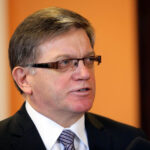 Sekretarz Stanu w Ministerstwie Obrony Narodowej podczas konferencji prasowej. / Wojciech Habdas / Radio Kielce