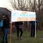 16.01.2015 Protest rodziców w obronie szkoły Skarżysko Kościelne / Stanisław Blinstrub / Radio Kielce