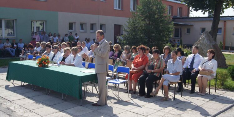 Busko Zdrój. Zespół Szkół Technicznych i Ogólnokształcących nr 3.