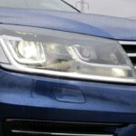 W polskich salonach Volkswagena można już kupić terenowo-rekreacyjny model Touareg po tak zwanym liftingu. / Robert Felczak / Radio Kielce