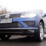 W polskich salonach Volkswagena można już kupić terenowo-rekreacyjny model Touareg po tak zwanym liftingu. / Robert Felczak / Radio Kielce