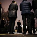 27.01.2015 Przy pomniku Menora wspomniano wyzwolenie obozu Auschwitz / Radio Kielce