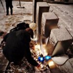 27.01.2015 Przy pomniku Menora wspomniano wyzwolenie obozu Auschwitz / Radio Kielce