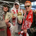 Powitanie polskich piłkarzy ręcznych na lotnisku Chopina w Warszawie (2 lutego 2015) / Wojciech Habdas / Radio Kielce