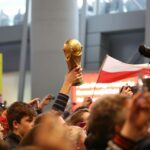 Powitanie polskich piłkarzy ręcznych na lotnisku Chopina w Warszawie (2 lutego 2015) / Wojciech Habdas / Radio Kielce