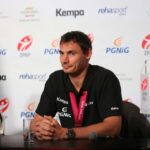 Powitanie polskich piłkarzy ręcznych na lotnisku Chopina w Warszawie (2 lutego 2015) / Wojciech Habdas / Radio Kielce