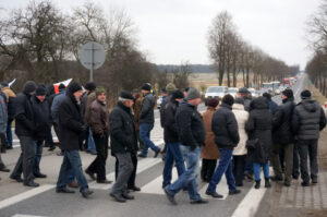 Protest rolników w Podchojnach, powiat jędrzejowski / Krzysztof Żołądek / Radio Kielce