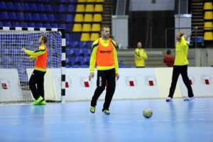 17.2.2015 Kijów. Trening przed meczem KS Vive Tauron Kielce - HC Motor Zaporozhye / Wojciech Habdas / Radio Kielce