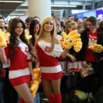 02.02.2015 Polscy Kibice tłumnie przybyli na lotnisko by powitać naszych piłkarzy ręcznych / Wojciech Habdas / Radio Kielce