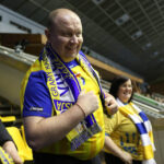 18.2.2015 Kijów. Wierni kibice Vive Tauron Kielce zjawili się w Kijowie by dopingować naszą drużynę. / Wojciech Habdas / Radio Kielce