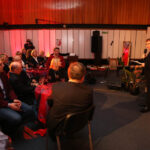 5.2.2015 Kielce. "Teatr przy Radiowej 4" - premiera pierwszego słuchowiska w studiu Gram i na naszej antenie / Wojciech Habdas / Radio Kielce