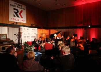 5.2.2015 Kielce. "Teatr przy Radiowej 4" - premiera pierwszego słuchowiska w studiu Gram i na naszej antenie / Wojciech Habdas / Radio Kielce