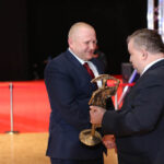 Specjalne wyróżnienia dla sześciu kieleckich gladiatorów czyli Karola Bieleckiego, Piotra Chrapkowskiego, Piotra Grabarczyka, Michała Jureckiego, Krzysztofa Lijewskiego, Sławomira Szmala. / Wojciech Habdas / Radio Kielce