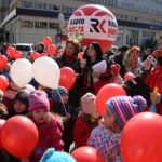 Budzenie Wiosny na ul. Sienkiewicza w Kielcach (20 marca 2015 r.) / Piotr Michalski / Radio Kielce