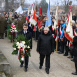 Na kieleckim cmentarzu oddali hołd Żołnierzom Wyklętym (1 marca 2015 r.) / Piotr Michalski / Radio Kielce