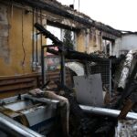 Spalona hala w suchedniowskiej fabryce mebli (22 marca 2015 r.) / Piotr Michalski / Radio Kielce