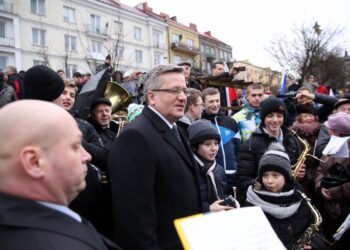 Bronisław Komorowski z wizytą w Ostrowcu (2 marca 2015 r.) / Stanisław Blinstrub / Radio Kielce