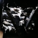 Spalona hala w suchedniowskiej fabryce mebli (22 marca 2015 r.) / Piotr Michalski / Radio Kielce