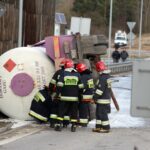 04.03.2015 Wypadek cysterny z gazem w Cedzynie koło Kielc / Stanisław Blinstrub / Radio Kielce