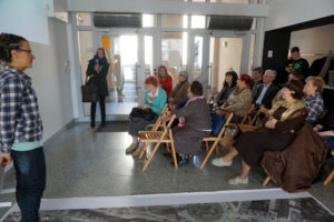 Konsultacje społeczne z seniorami w sprawie zmiany otoczenia parku miejskiego / Kamil Król / Radio Kielce