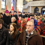 30.3.2015 Masłów. W kościele parafialnym w Masłowie w odprawiona została msza święta dziękczynna za nauczanie i posługę Jana Pawła II. Po nabożeństwie parafianie wzięli udział w Drodze Krzyżowej. / Wojciech Habdas / Radio Kielce