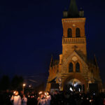 30.3.2015 Masłów. W kościele parafialnym w Masłowie w odprawiona została msza święta dziękczynna za nauczanie i posługę Jana Pawła II. Po nabożeństwie parafianie wzięli udział w Drodze Krzyżowej. / Wojciech Habdas / Radio Kielce