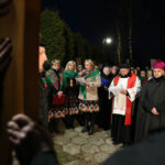 30.3.2015 Masłów. W kościele parafialnym w Masłowie w odprawiona została msza święta dziękczynna za nauczanie i posługę Jana Pawła II. Po nabożeństwie parafianie wzięli udział w Drodze Krzyżowej. / Wojciech Habdas / Radio Kielce