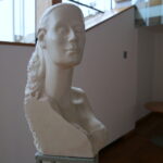 Wystawa rzeźby "W kręgu pracowni Wietrzni" w Sali Wystaw Czasowych Centrum Geoedukacji w Kielcach / Kamil Król / Radio Kielce