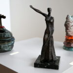 Wystawa rzeźby "W kręgu pracowni Wietrzni" w Sali Wystaw Czasowych Centrum Geoedukacji w Kielcach / Kamil Król / Radio Kielce