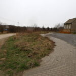 Budynek wraz z działką na środku ulicy Skrajnej w Kielcach / Kamil Król / Radio Kielce