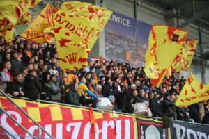 22.3.2015 Gliwice. Fragment meczu Piast Gliwice - Korona Kielce. Korona wyrównuje 1:1 / Wojciech Habdas / Radio Kielce