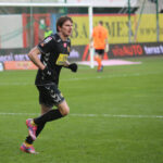 22.3.2015 Gliwice. Fragment meczu Piast Gliwice - Korona Kielce.  Jacek Kiełb chwilę po strzeleniu wyrównującego gola. 1:1. / Wojciech Habdas / Radio Kielce