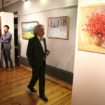 27.3.2015 Kielce. Obrazy ukraińskich artystów o polskich korzeniach można było w piątek wylicytować w Galerii Winda w Kielcach w ramach akcji  "Medycyna i sztuka ponad podziałami" / Wojciech Habdas / Radio Kielce