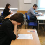 9.3.2015 Kielce. Próbna matura w Liceum Ogólnokształcącym w Zespole Szkół Katolickich / Wojciech Habdas / Radio Kielce