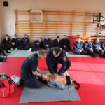 12.3.2015 Kielce. Strażnicy Miejscy przechodzą szkolenie z udzielania pierwszej pomocy / Wojciech Habdas / Radio Kielce