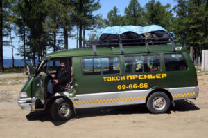 Celem wyprawy Koleją Transsyberyjską, liczącej ponad 5 tysięcy kilometrów była wizyta nad najgłębszym słodkowodnym jeziorem świata – Bajkałem. / Tomasz Tułak