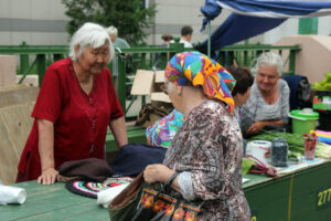 Celem wyprawy Koleją Transsyberyjską, liczącej ponad 5 tysięcy kilometrów była wizyta nad najgłębszym słodkowodnym jeziorem świata – Bajkałem. / Tomasz Tułak