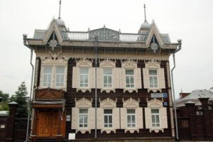 Celem wyprawy Koleją Transsyberyjską, liczącej ponad 5 tysięcy kilometrów była wizyta nad najgłębszym słodkowodnym jeziorem świata – Bajkałem. / Tomasz Tułak