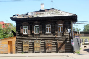 Celem wyprawy Koleją Transsyberyjską, liczącej ponad 5 tysięcy kilometrów była wizyta nad najgłębszym słodkowodnym jeziorem świata – Bajkałem. / Tomasz Tułak