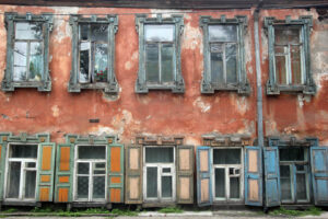 Celem wyprawy Koleją Transsyberyjską, liczącej ponad 5 tysięcy kilometrów była wizyta nad najgłębszym słodkowodnym jeziorem świata – Bajkałem. / Tomasz Tułak