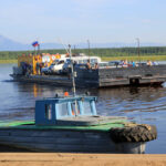 Celem wyprawy Koleją Transsyberyjską, liczącej ponad 5 tysięcy kilometrów była wizyta nad najgłębszym słodkowodnym jeziorem świata – Bajkałem. / Tomasz Tułak