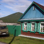 Celem wyprawy Koleją Transsyberyjską, liczącej ponad 5 tysięcy kilometrów była wizyta nad najgłębszym słodkowodnym jeziorem świata – Bajkałem. / Tomasz Tułak