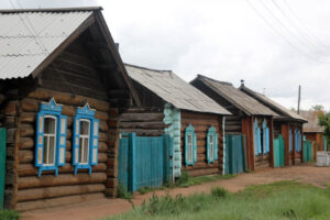 Celem wyprawy Koleją Transsyberyjską, liczącej ponad 5 tysięcy kilometrów była wizyta nad najgłębszym słodkowodnym jeziorem świata – Bajkałem. / Tomasz Tułak