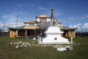 Celem wyprawy Koleją Transsyberyjską, liczącej ponad 5 tysięcy kilometrów była wizyta nad najgłębszym słodkowodnym jeziorem świata – Bajkałem. / Tomasz Tułak