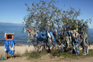 Celem wyprawy Koleją Transsyberyjską, liczącej ponad 5 tysięcy kilometrów była wizyta nad najgłębszym słodkowodnym jeziorem świata – Bajkałem. / Tomasz Tułak