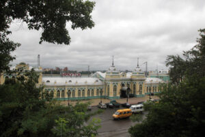 Celem wyprawy Koleją Transsyberyjską, liczącej ponad 5 tysięcy kilometrów była wizyta nad najgłębszym słodkowodnym jeziorem świata – Bajkałem. / Tomasz Tułak